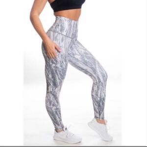 P’tula Leggings Chandre birch marble grey and white side slip pockets medium